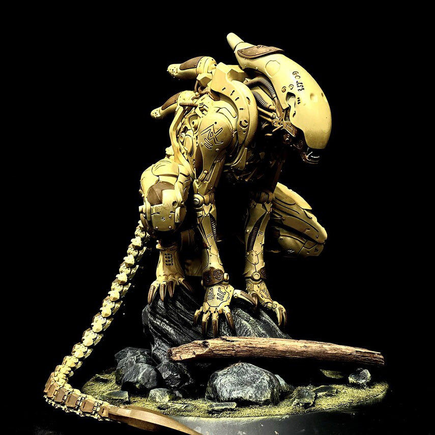 Detailed model of a mechanical creature on a dark background