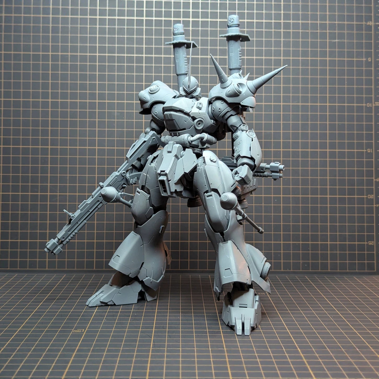 ガンダムザク 1/100スケール 組み立て説明書付き STLファイル