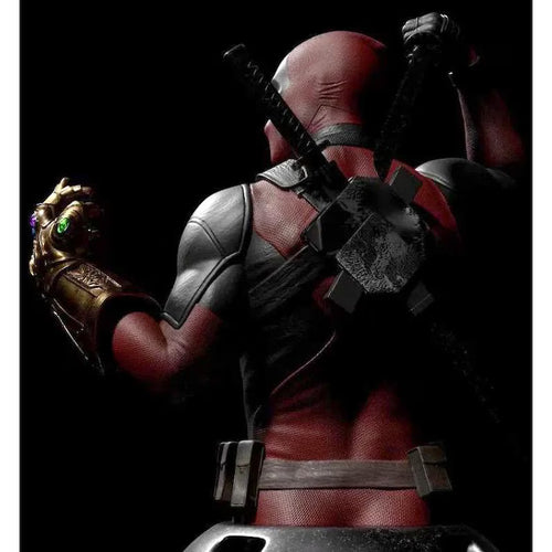 Deadpool with Infinity Gauntlet Glove